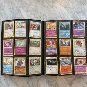 Pokemon Trading Cards - 20 pages Collection